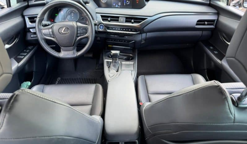 
								2020 Lexus UX 250H full									