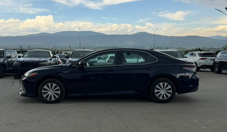 
								Toyota Camry full									
