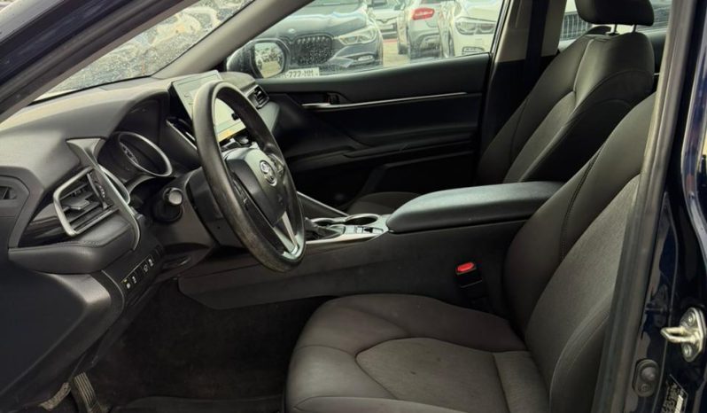 
								Toyota Camry full									