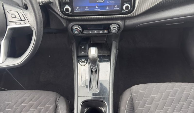 
								2022 Nissan Kicks, Sv Xtronic Cvt full									