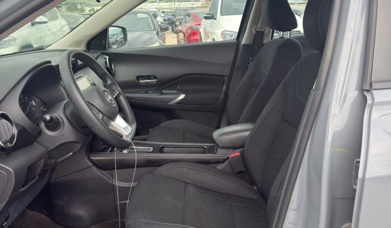 
								2022 Nissan Kicks, Sv Xtronic Cvt full									