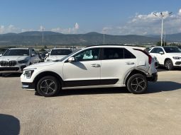
										KIA Niro full									