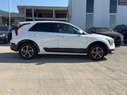 
										KIA Niro full									