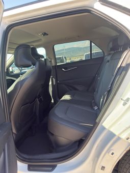 
										KIA Niro full									
