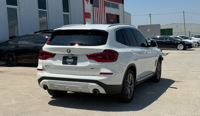 
								BMW X3 full									