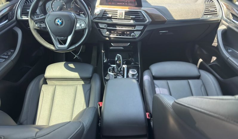 
								BMW X3 full									