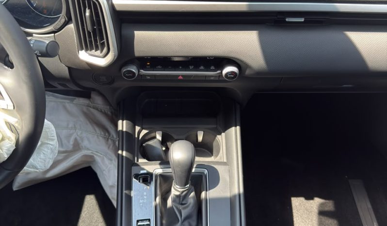 
								Mazda CX-50 full									