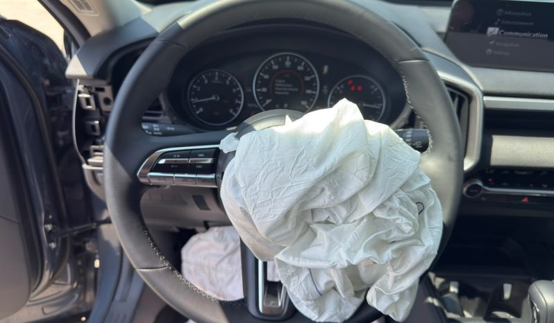 
								Mazda CX-50 full									