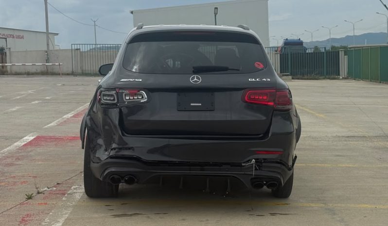 
								Mercedes-Benz Amg Glc 43 full									