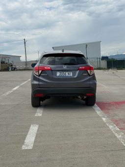 
										Honda HR-V full									