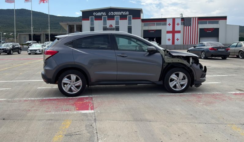 
								Honda HR-V full									