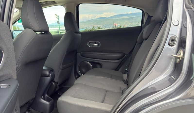 
								Honda HR-V full									