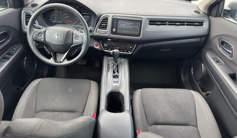 
								Honda HR-V full									