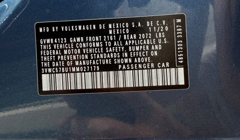 
								Volkswagen Jetta full									