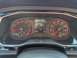
										Volkswagen Jetta full									