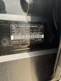 
										2022 Mitsubishi Outlander full									