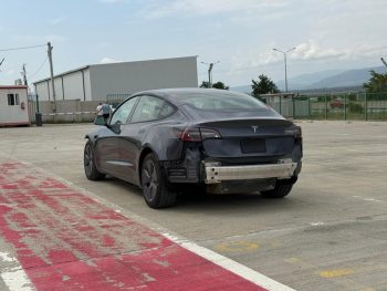 Tesla MODEL 3