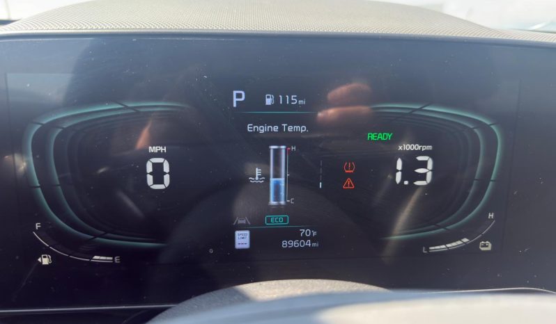 
								Kia Niro full									