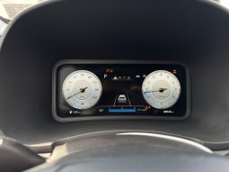 
										Hyundai Kona full									