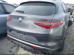 
										Alfa Romeo Stelvio full									