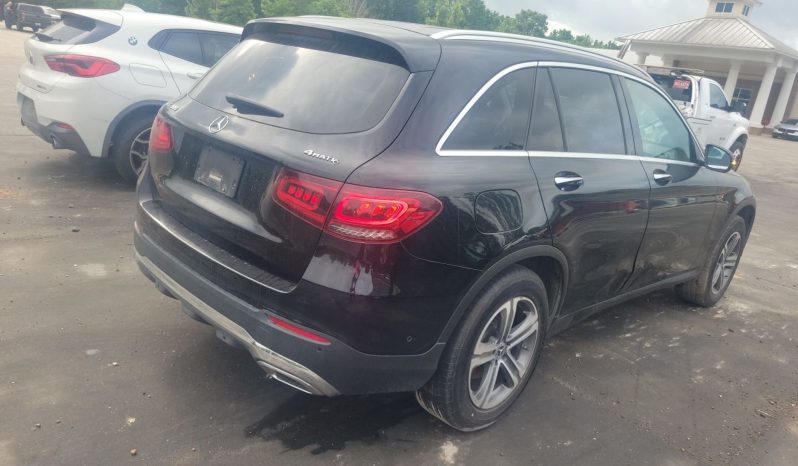 
								2022 Mercedes-Benz GLC 300 full									