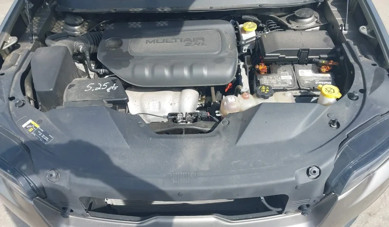 
								Jeep Cherokee full									