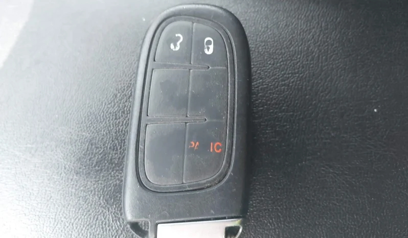 
								Jeep Cherokee full									
