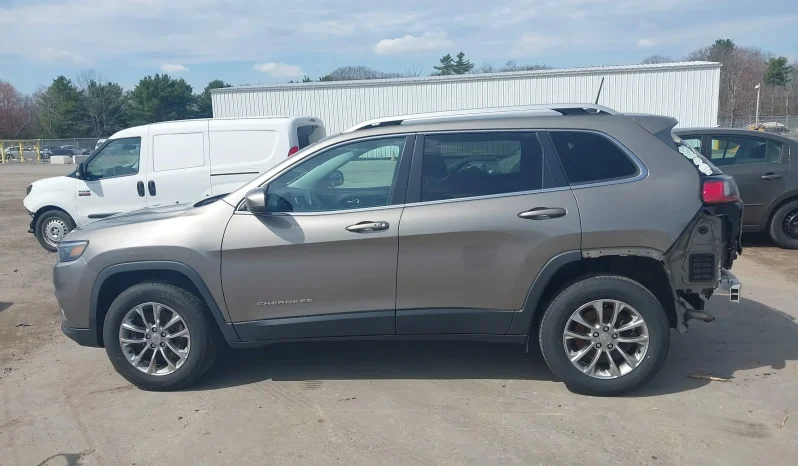 
								Jeep Cherokee full									