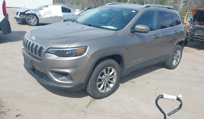 
								Jeep Cherokee full									