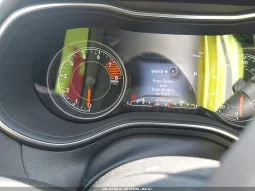 
										Jeep Cherokee full									