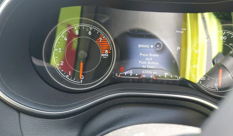 
								Jeep Cherokee full									