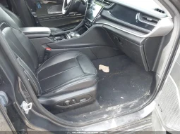 
										Jeep Grand Cherokee 4xe full									