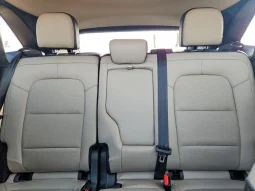 
										Ford Escape full									