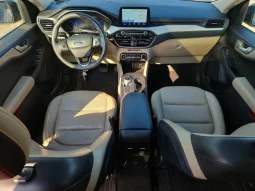 
										Ford Escape full									