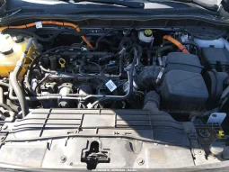 
										Ford Escape full									