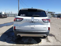 
										Ford Escape full									