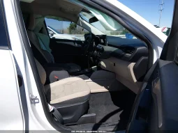 
										Ford Escape full									