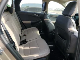 
										Ford Escape full									