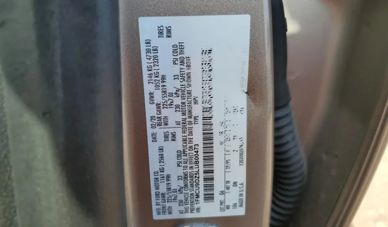 
								Ford Escape full									