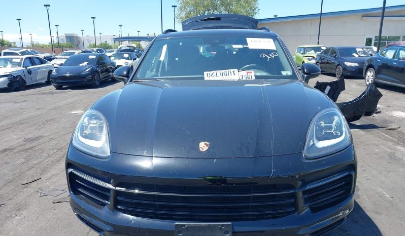 
								Porsche Cayenne full									