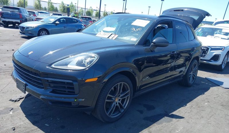 
								Porsche Cayenne full									