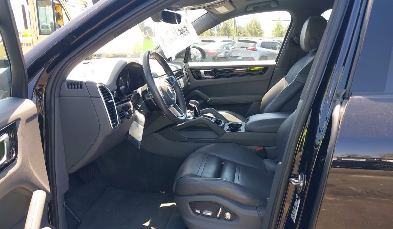 
								Porsche Cayenne full									