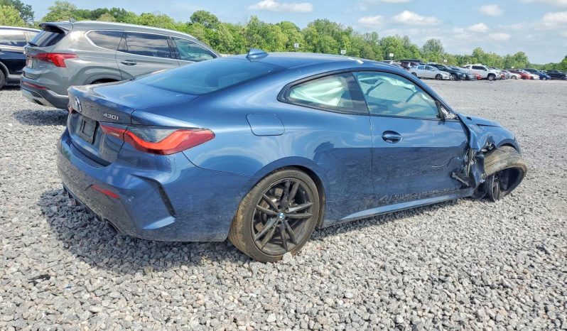
								BMW 4 Series full									