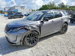 
										Land Rover Discovery Sport full									