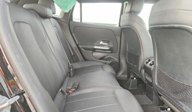 
								Mercedes-Benz GLA-Class full									