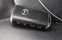 
										Mazda CX-5 full									