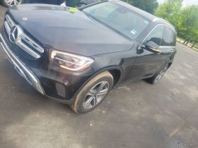 2022 Mercedes-Benz GLC 300