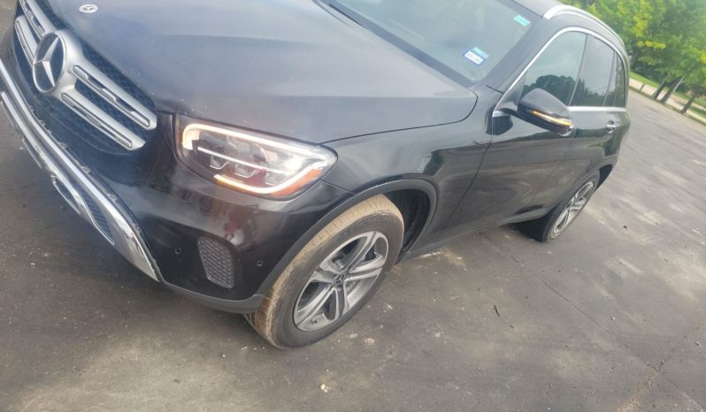 
								2022 Mercedes-Benz GLC 300 full									
