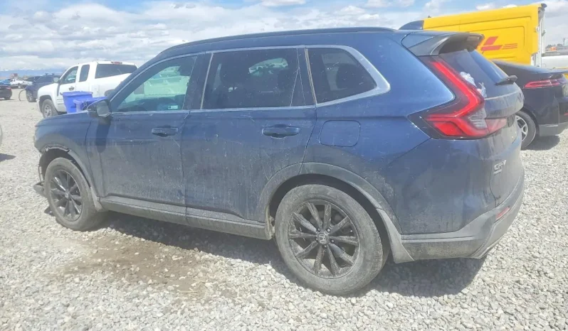 
								Honda CR-V full									