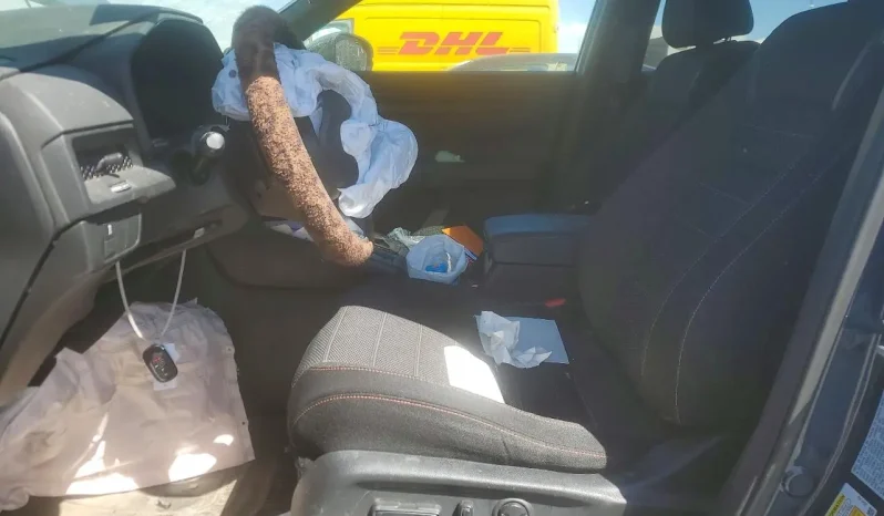 
								Honda CR-V full									